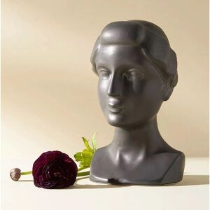 Anthropologie Giovanna bust statue figure head NWT. Home decor